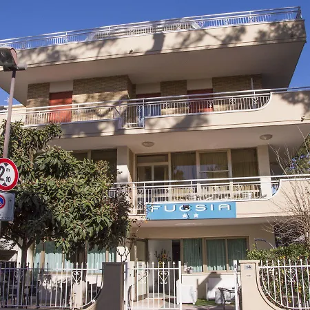 Fucsia Hotel 2*
