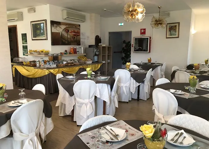 Otel Fucsia Riccione