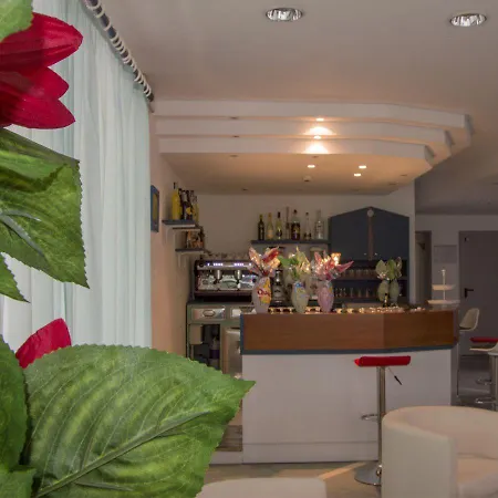 Fucsia Otel
