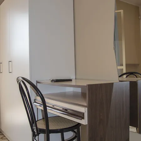 酒店 Fucsia 里乔内