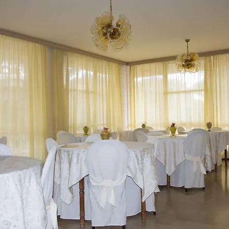 Fucsia Otel