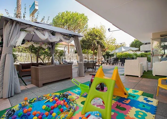 Fucsia 2* リッチョーネ